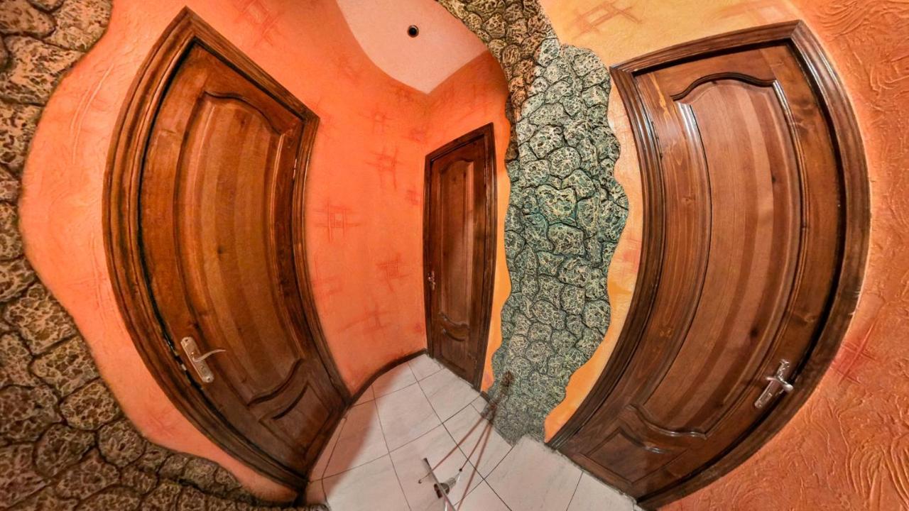 La Vitalie Guest House Chisinau Luaran gambar